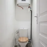 Magnifique 3 Pieces De 80m2 Dans Le Carre D'or 니스