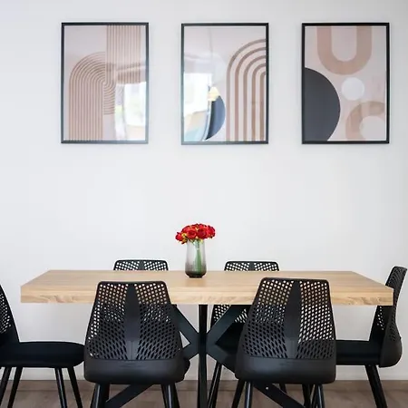 Magnifique 3 Pieces De 80m2 Dans Le Carre D'or 니스