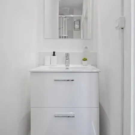 Magnifique 3 Pieces De 80m2 Dans Le Carre D'or דירה