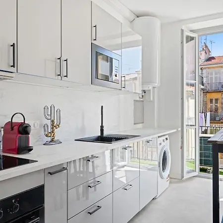Magnifique 3 Pieces De 80m2 Dans Le Carre D'or ניס