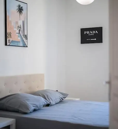 Magnifique 3 Pieces De 80m2 Dans Le Carre D'or *