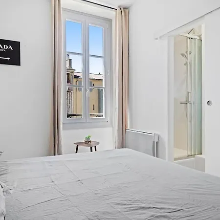 Daire Magnifique 3 Pieces De 80m2 Dans Le Carre D'or Nice